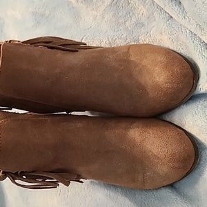 Ladies 8.5  Ankle Fashion Boots by Fergie